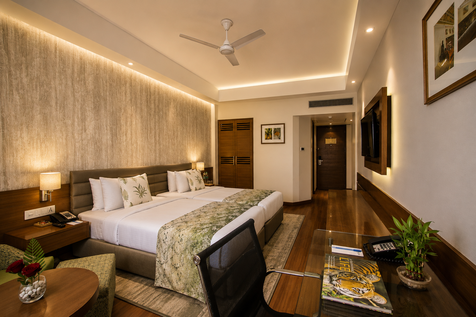 club room – 01
